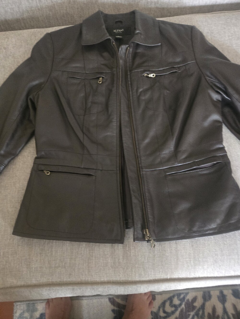 Alfani Dark Brown Leather Zip-Up Jacket. Size Pettite